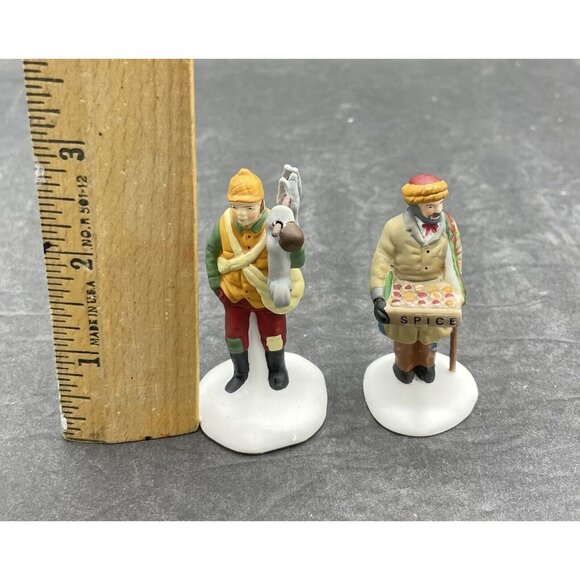 VTG Department 56 Heritage Village Collection "Village Street Peddlers" #5804-1 - Picture 10 of 13